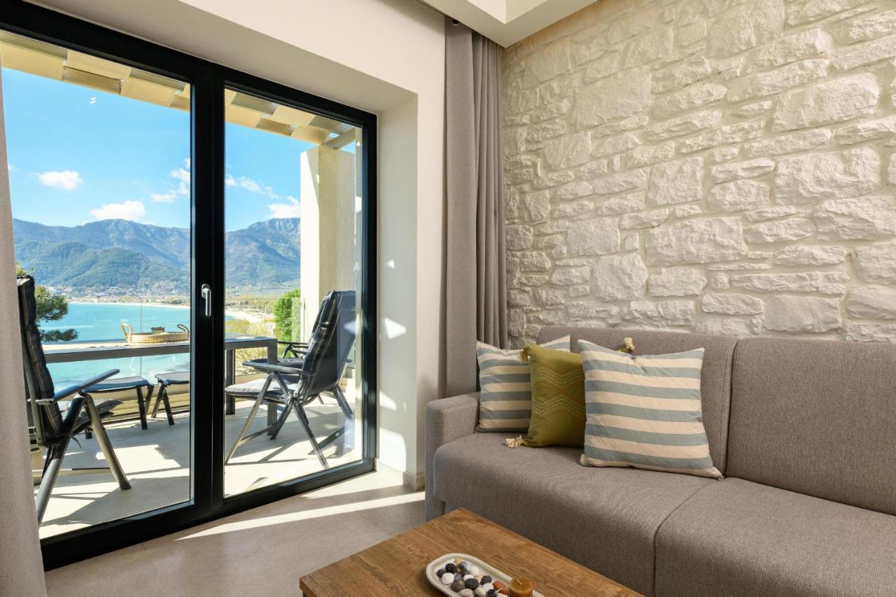 Appartamento Archetypo Luxury Living Chrisi Ammoudia Esterno foto